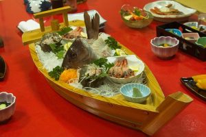 Japan - Mie - Ise Bucht - Besonderes Abendessen