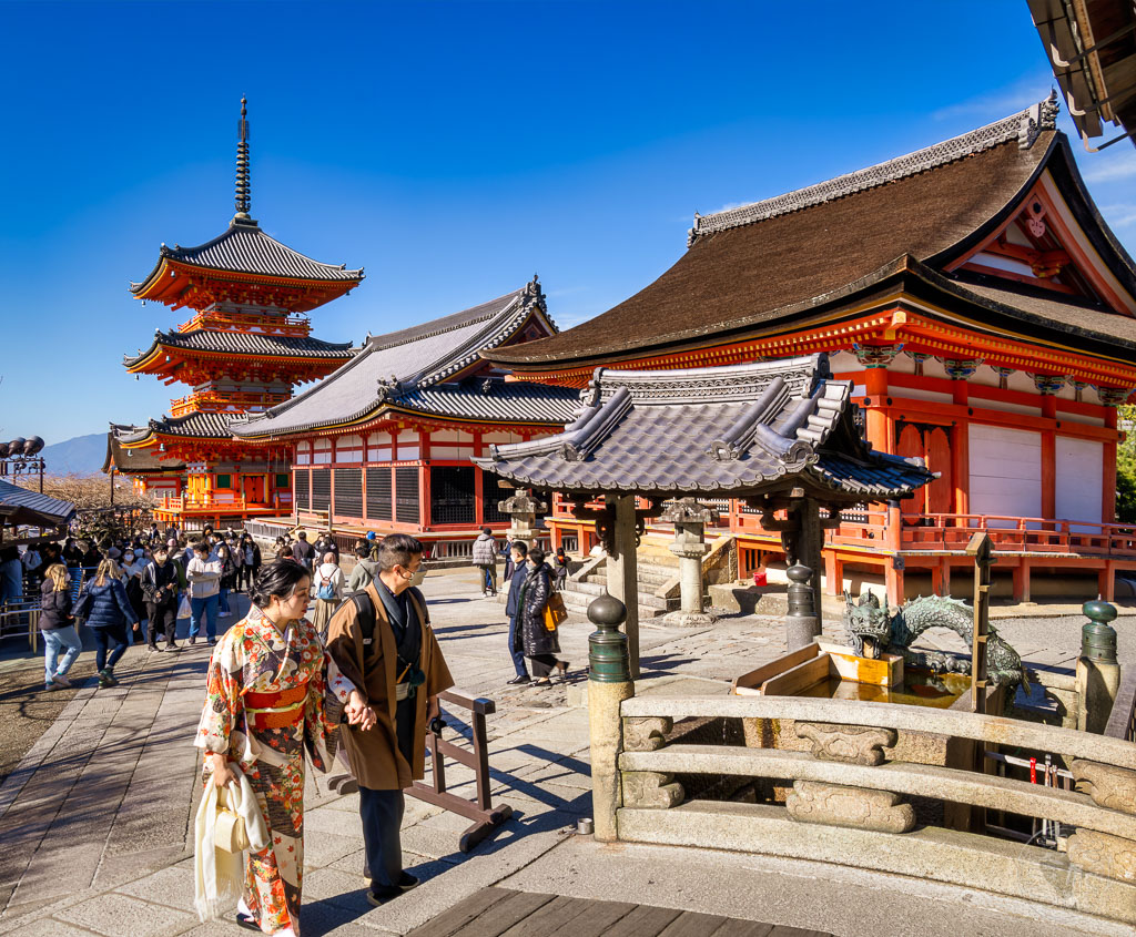 Japan (2022/23) - Kyoto - Kiyomizu-dera Tempel - 20230111-125523-_A8A2448-Pano-Bearbeitet